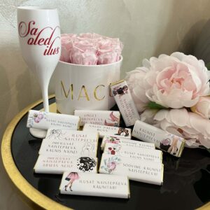 Šokolaadid naistepäevaks personaliseeritud šokolaad